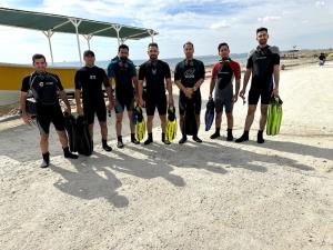 تمرینات دومین گروه غواصی در عمق ۳۰ متری خلیج فارس