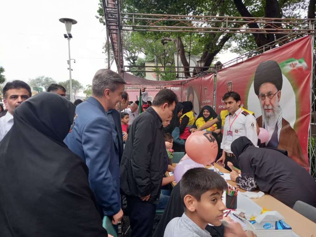 یعقوب هوشیار شهردار کلانشهر تبریز در بازدید از غرفه ایمنی  وآتش نشانی تبریز: